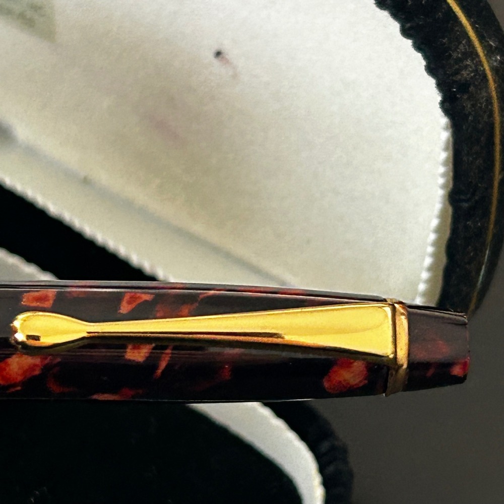 Vintage 1998 The Bombay Company Tortoiseshell Mechanical Pencil with Case Gold - Picture 6 of 10